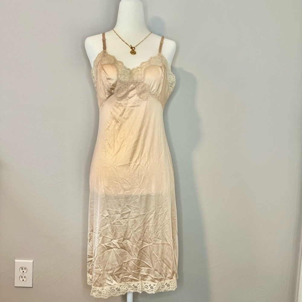 Vintage Nude Midi Slip Lingerie Dress Women’s Size S Lace Trim Adjustable Straps